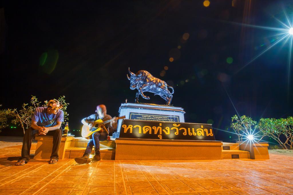 Baantalay Thungwualaen Hotel Pathiu Екстериор снимка